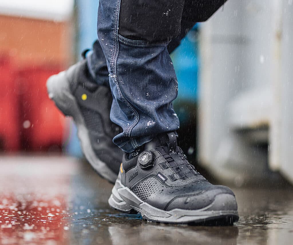 Shoes_RainCraftsmen_2293_TwoC